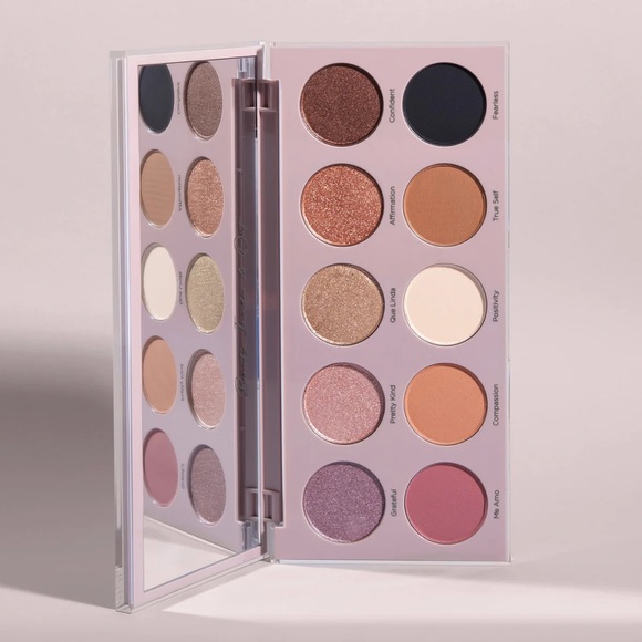 DOMINIQUE COSMETICS The Essential Eyeshadow Palette - Picture 3 of 5
